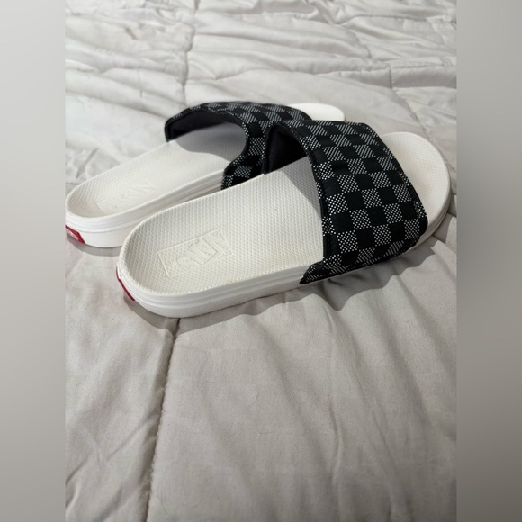 Vans women’s range checkered slides size 6 black white sandals - Picture 5 of 6